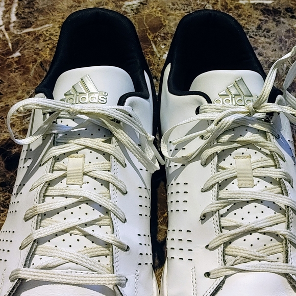 Adidas Derrick Rose Low Top Sneakers - Picture 8 of 10